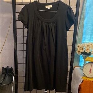 Jones New York Black Pleated Puff Sleeve Sundress